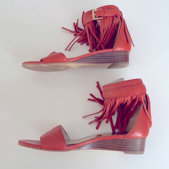 6 Michael Kors orange leather fringe sandal wedge - Picture 3 of 9